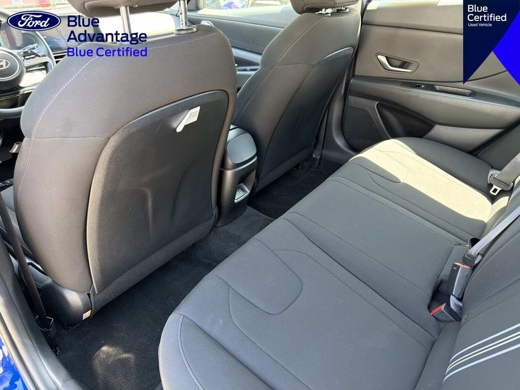 Used 2024 Hyundai Elantra SEL FWD image 12