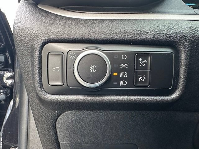 Certified 2023 Ford Explorer XLT w/ Equipment Group 202A RWD image 22