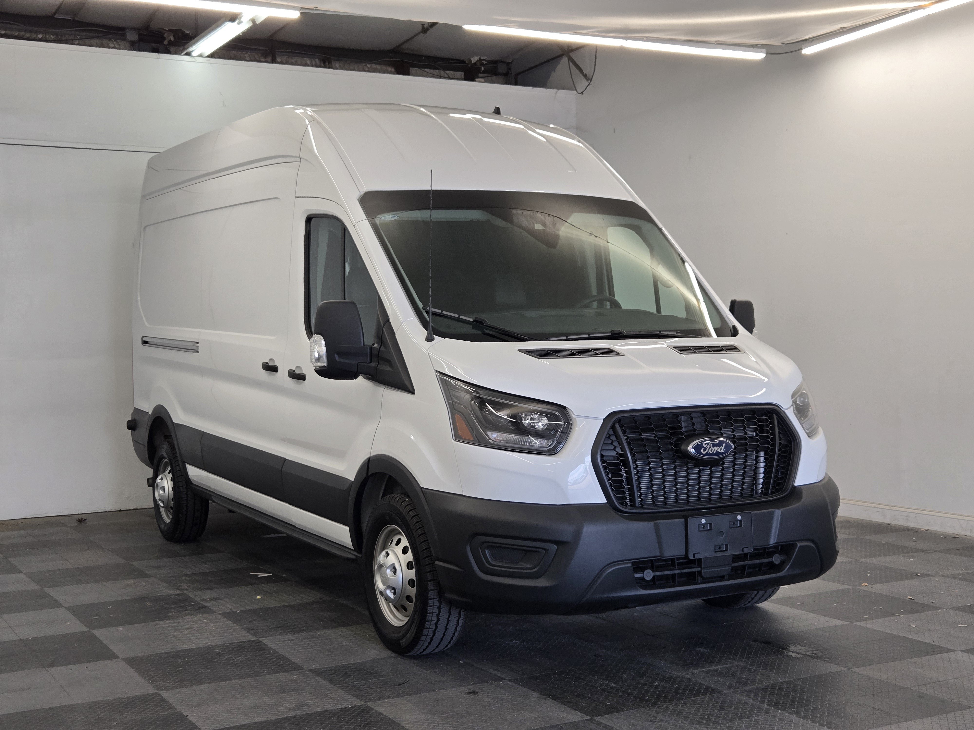 Certified 2025 Ford Transit 350 148 High Roof AWD w/ Load Area Protection Package image 2