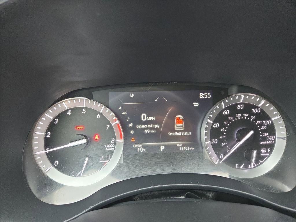 Used 2022 Toyota Highlander XLE AWD/4WD image 8