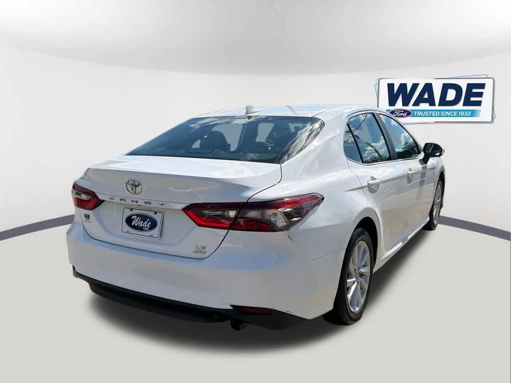 Used 2024 Toyota Camry LE AWD/4WD image 5