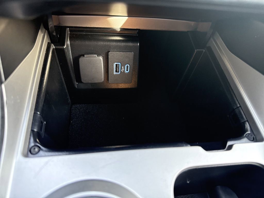 Certified 2022 Ford Explorer XLT image 39