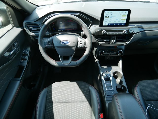 Certified 2025 Ford Escape ST-Line AWD/4WD image 13