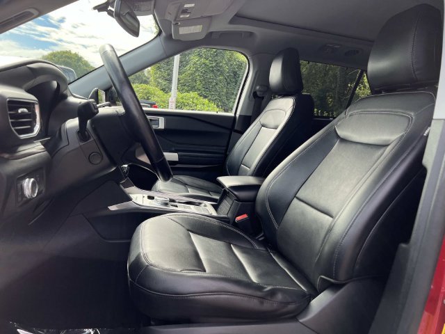 Certified 2021 Ford Explorer Limited w/ Equipment Group 301A RWD image 6