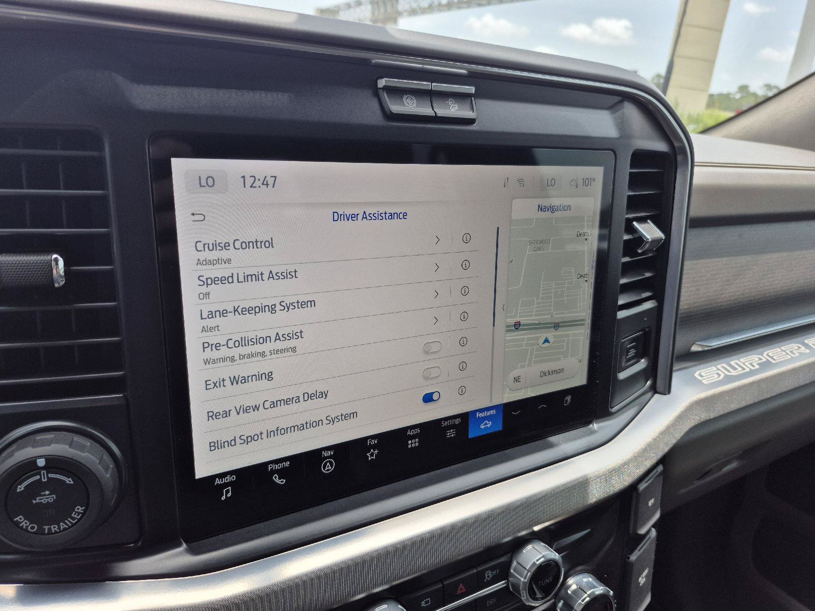 Certified 2025 Ford F250 Platinum w/ Platinum Plus Package AWD/4WD image 3