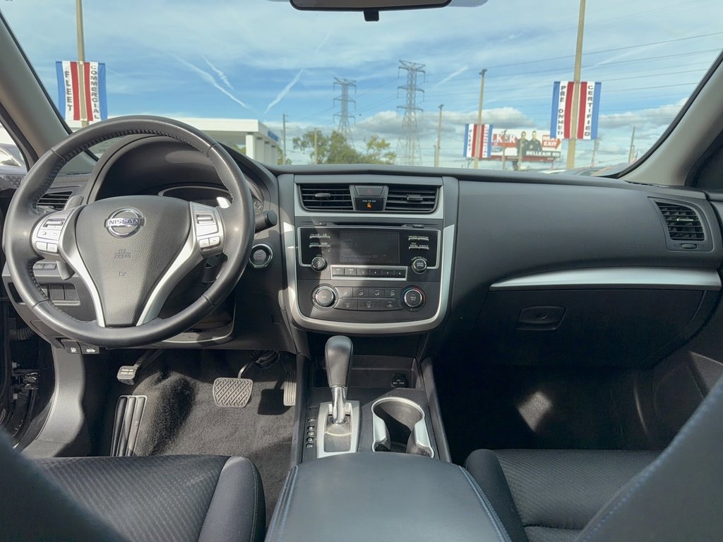 Used 2017 Nissan Altima 2.5 SR w/ Midnight Edition Package image 28