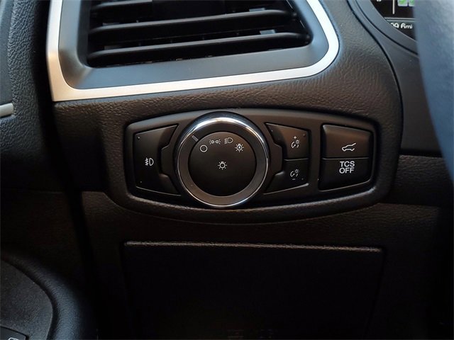 Certified 2024 Ford Edge SEL w/ Convenience Package image 16