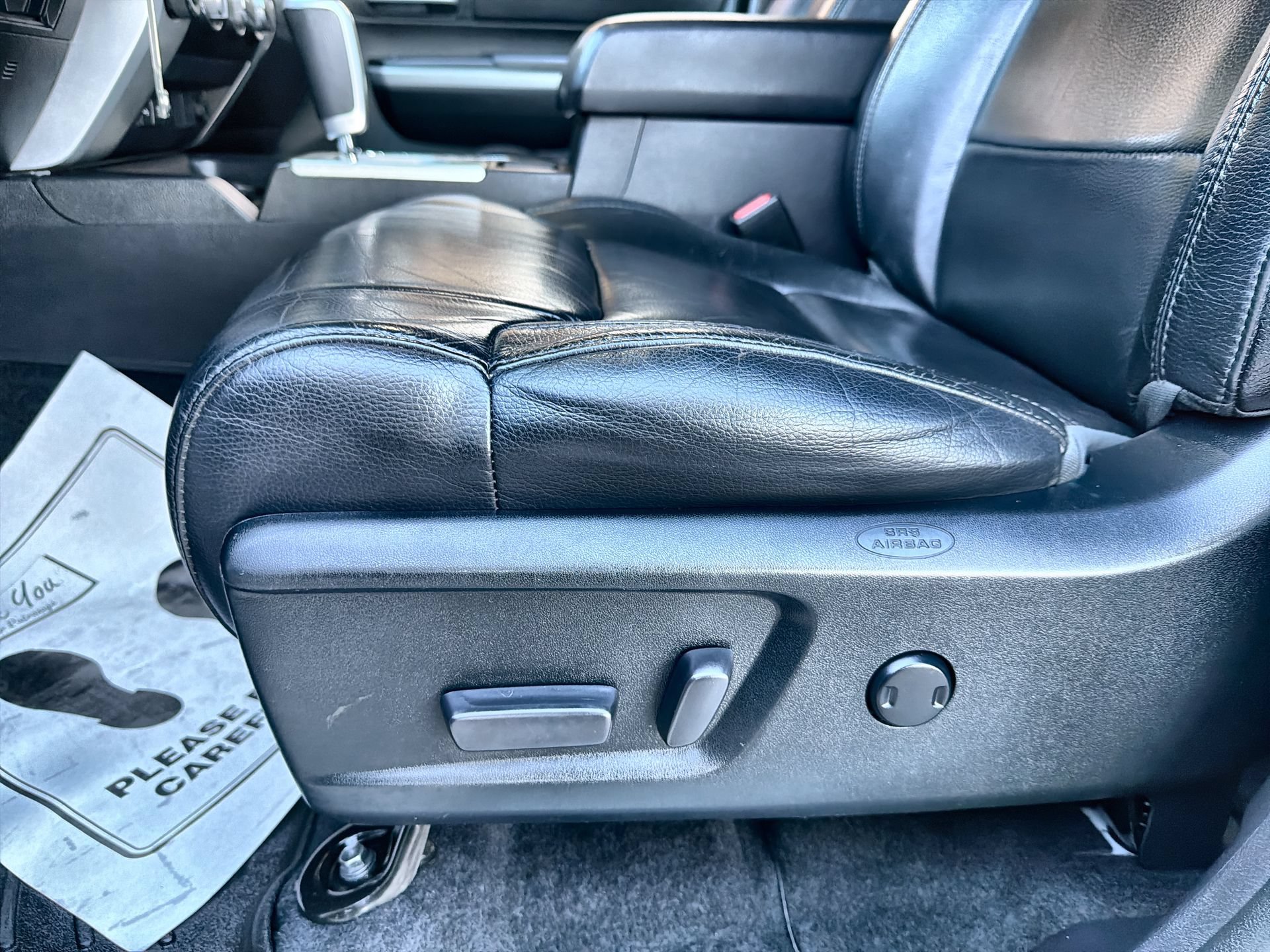 Used 2021 Toyota Tundra SR5 w/ SR5 Leather Package AWD/4WD image 12