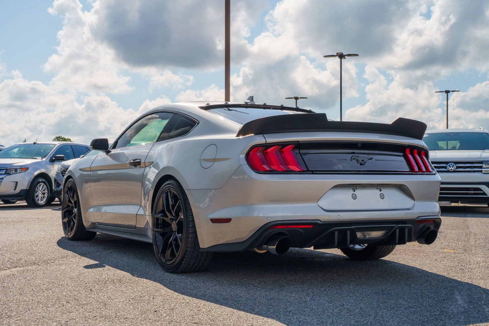 Certified 2020 Ford Mustang Premium RWD image 7