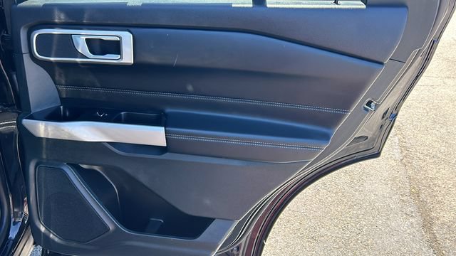 Certified 2023 Ford Explorer XLT RWD image 12