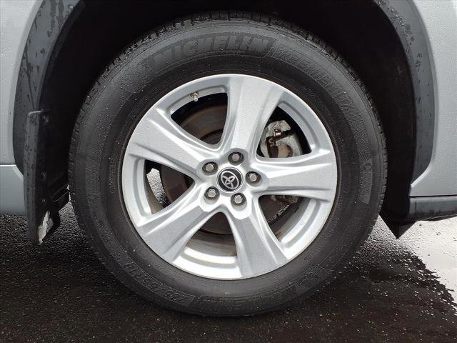 Used 2023 Toyota Highlander LE image 21