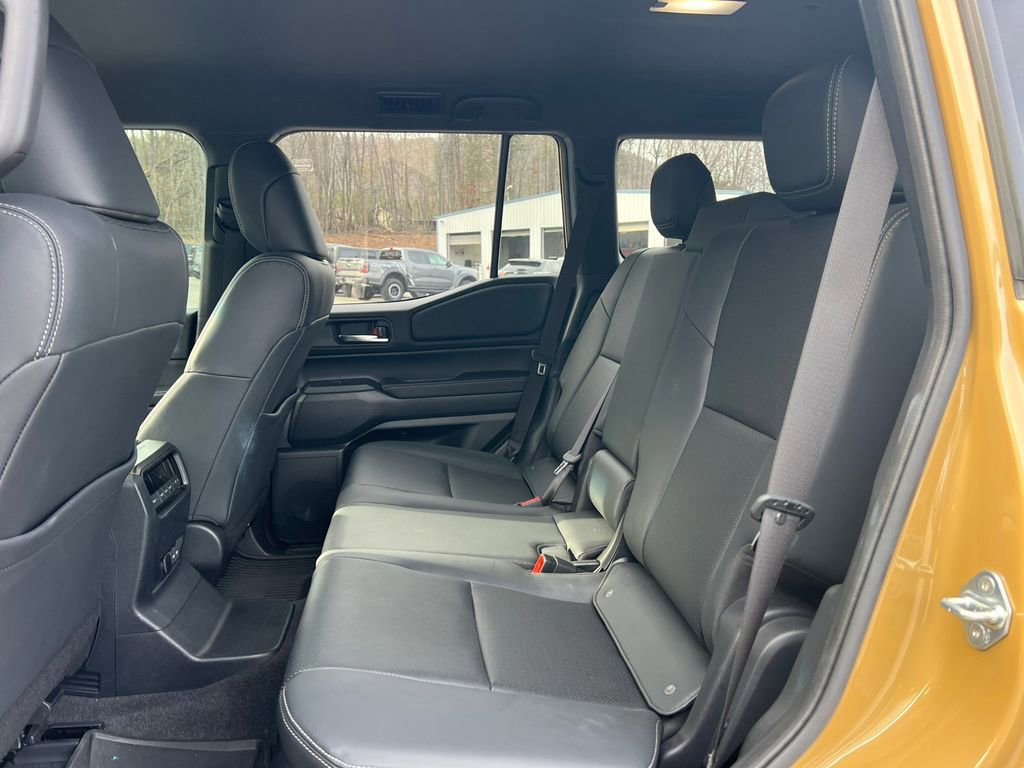 Used 2024 Toyota Land Cruiser image 17