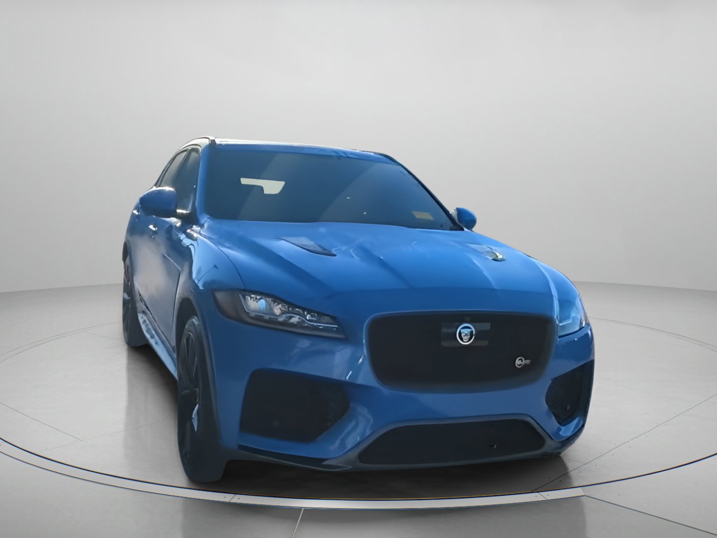 Used 2020 Jaguar F-PACE SVR image 29