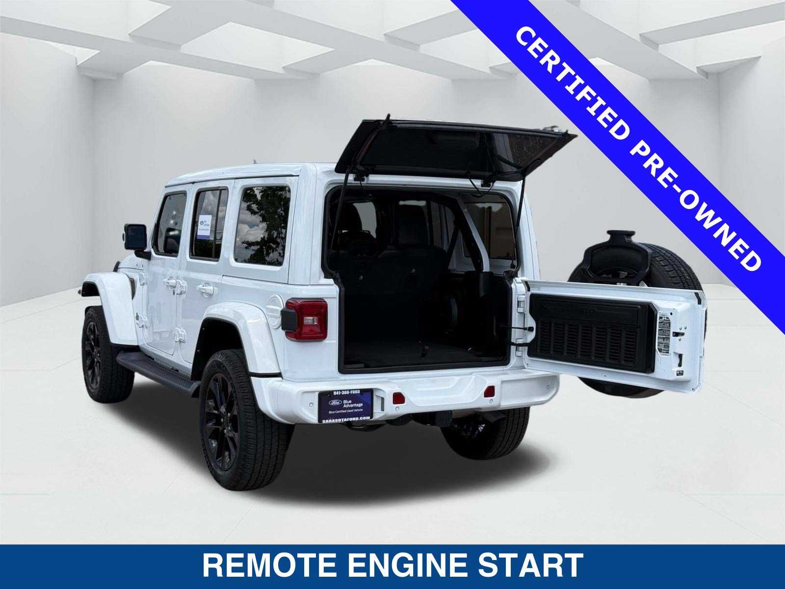 Used 2021 Jeep Wrangler Unlimited Sahara AWD/4WD image 13