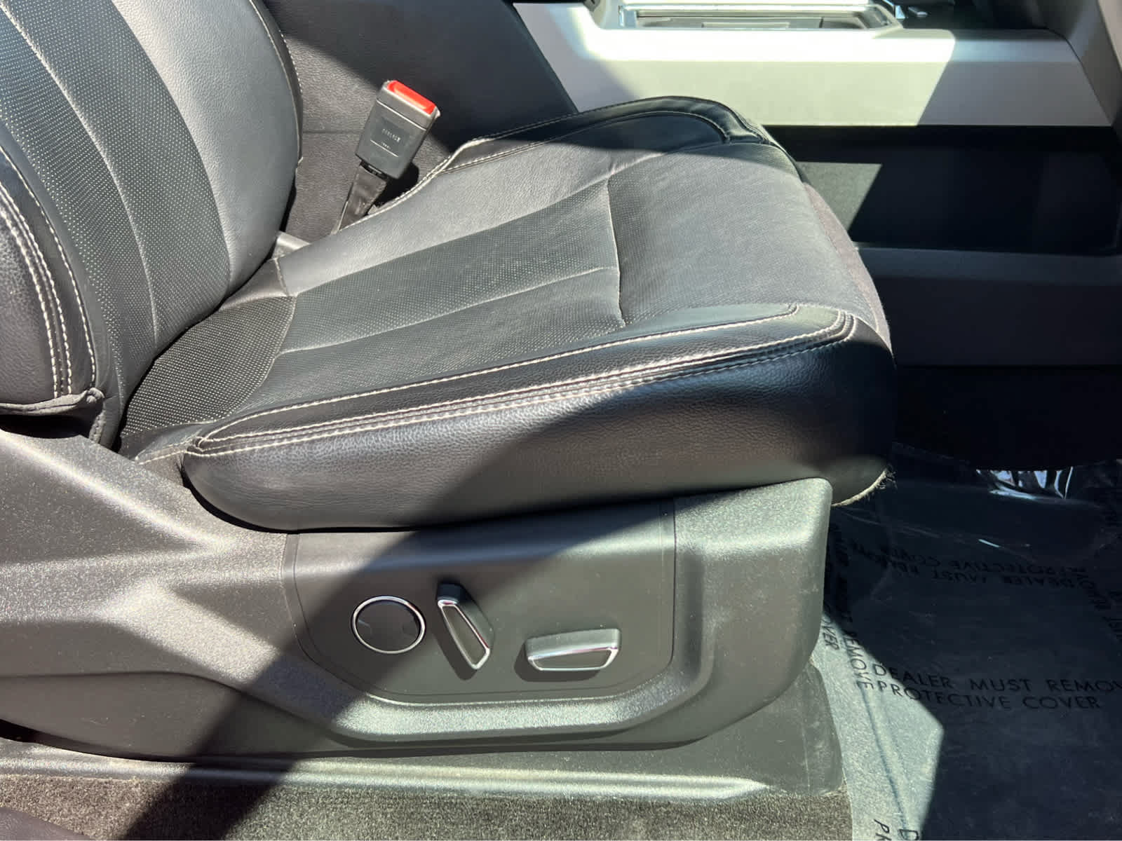 Certified 2018 Ford F150 Lariat AWD/4WD image 24