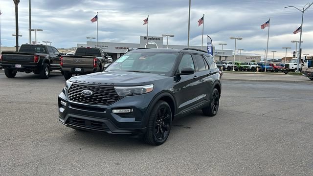 Certified 2024 Ford Explorer ST-Line w/ Class IV Trailer Tow Package image 8