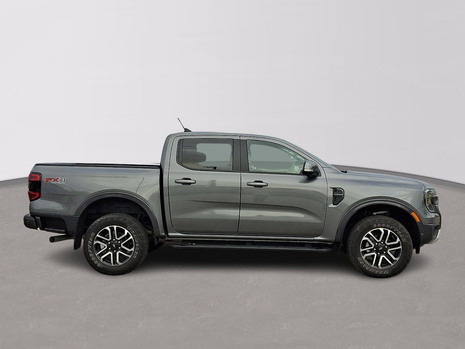 Certified 2024 Ford Ranger Lariat w/ FX4 Off-Road Package AWD/4WD image 7