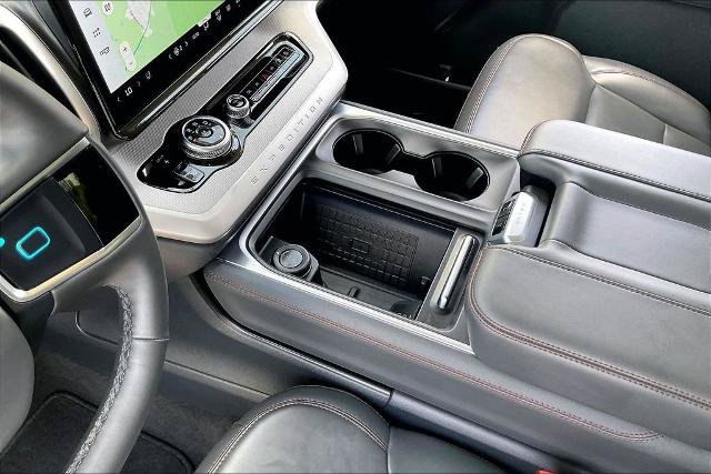 Certified 2025 Ford Expedition Active AWD/4WD image 17