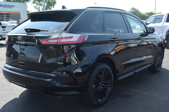 Certified 2023 Ford Edge ST-Line AWD/4WD image 6