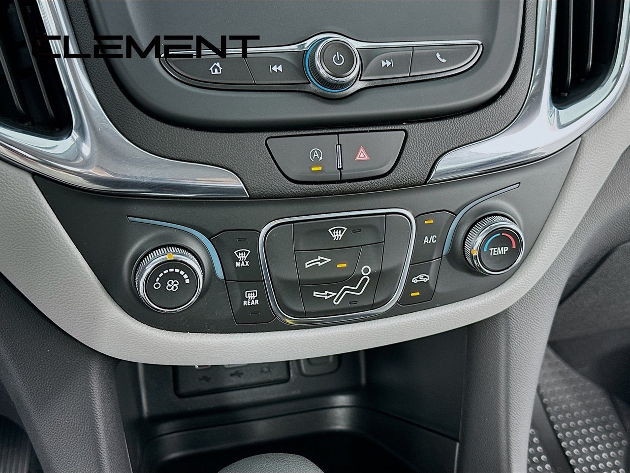 Used 2024 Chevrolet Equinox LS w/ LS Convenience Package FWD image 22