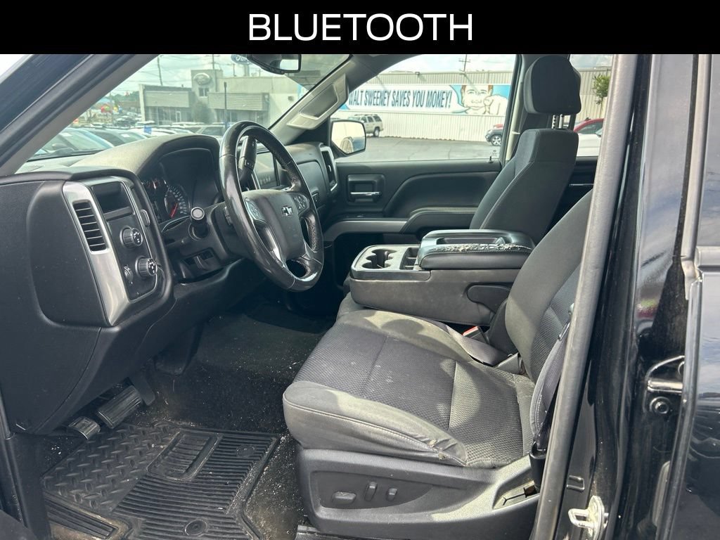 Used 2017 Chevrolet Silverado 1500 LT w/ Midnight Edition AWD/4WD image 9