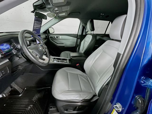 Certified 2021 Ford Explorer XLT w/ Equipment Group 202A image 28