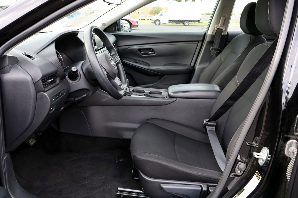 Used 2024 Nissan Sentra S FWD image 24