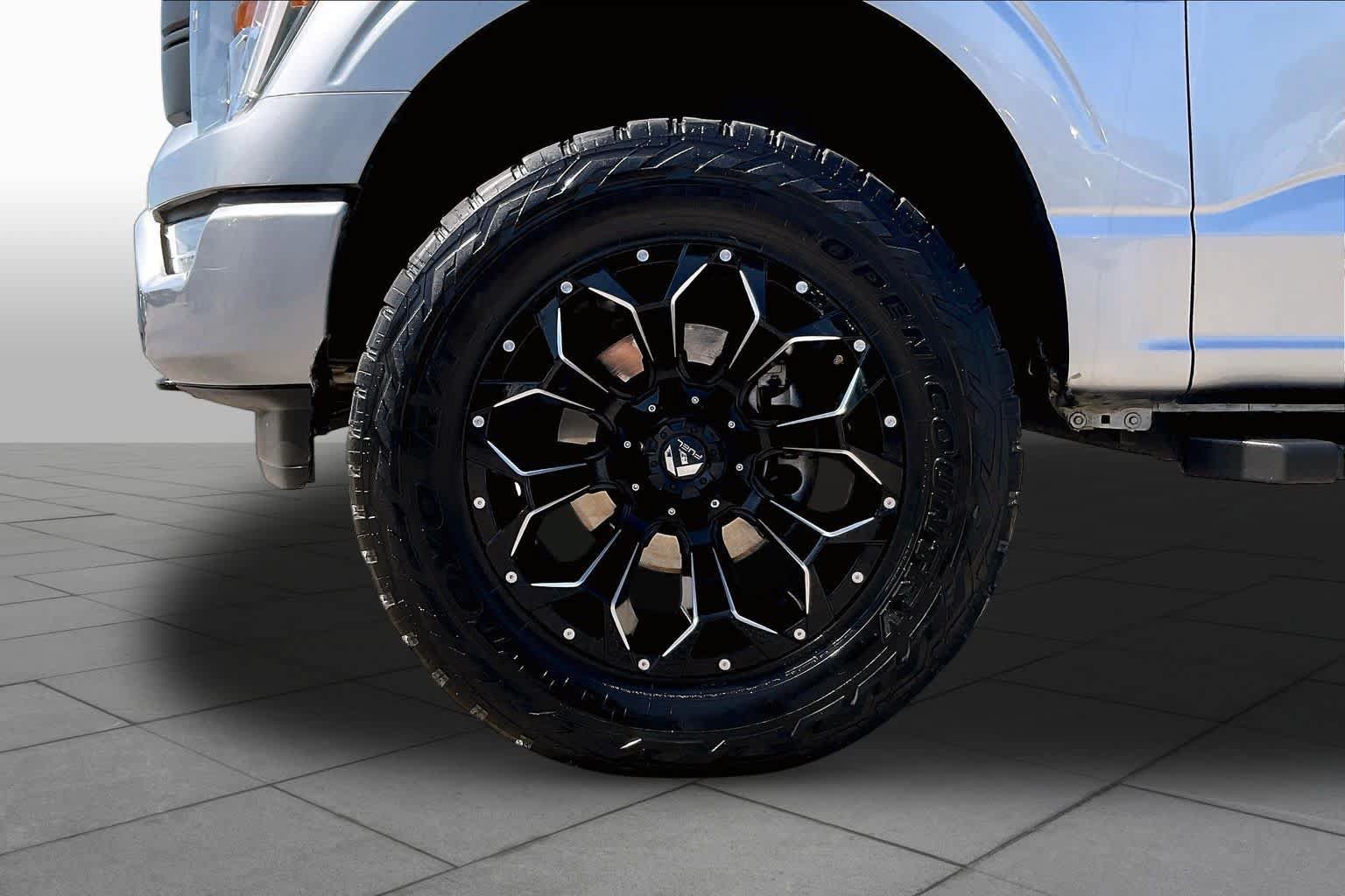 Certified 2023 Ford F150 Lariat AWD/4WD image 11