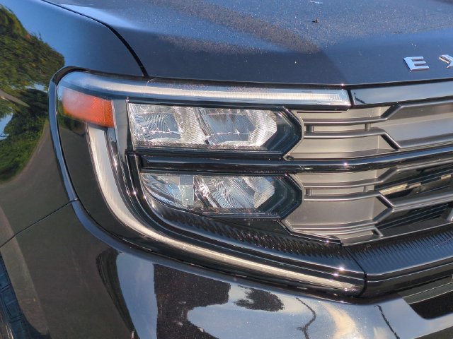 Certified 2025 Ford Expedition Max Active AWD/4WD image 9