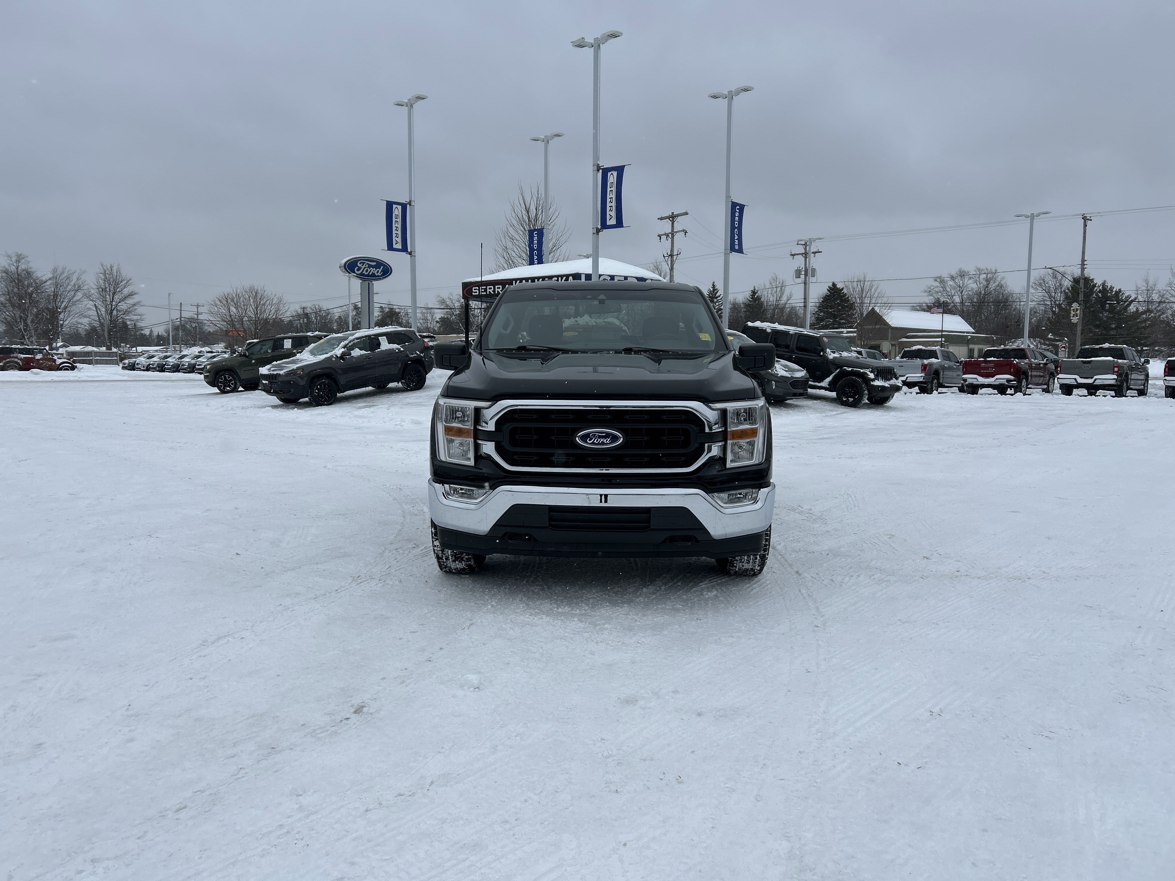 Certified 2021 Ford F150 XLT w/ Equipment Group 301A Mid image 9