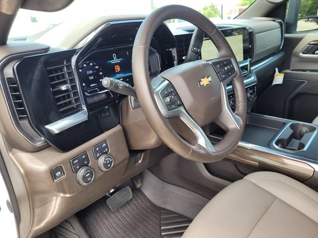 Used 2025 Chevrolet Silverado 2500 LT w/ Texas Edition AWD/4WD image 16