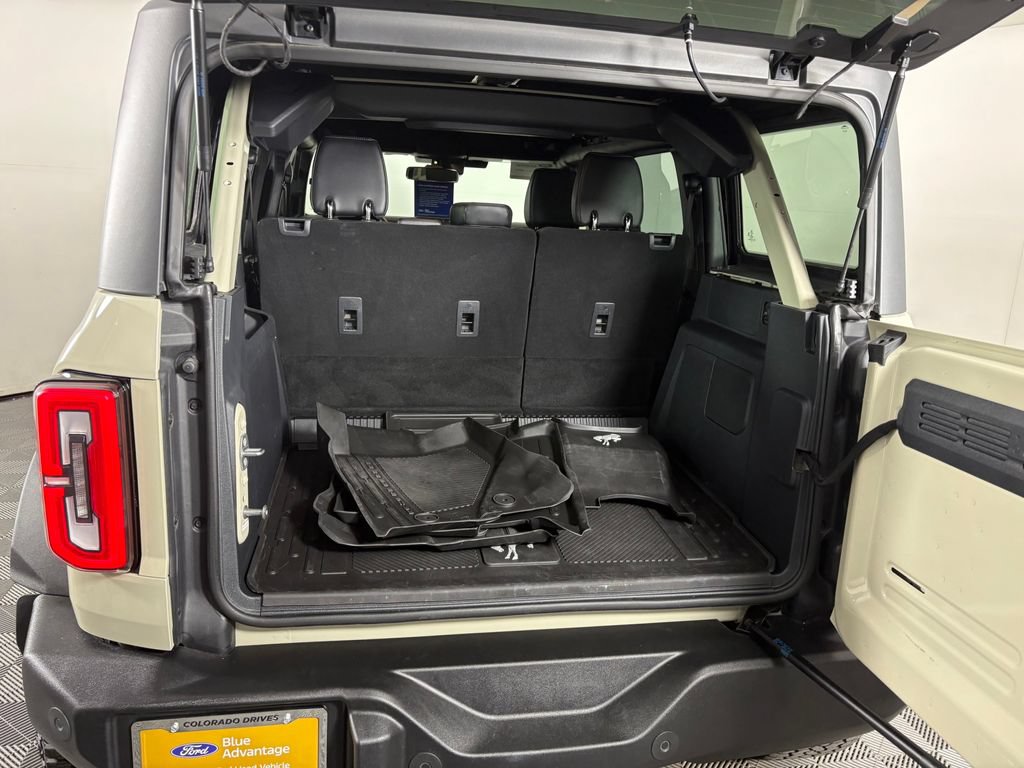 Certified 2026 Ford Bronco Outer Banks w/ Sasquatch Package AWD/4WD image 32