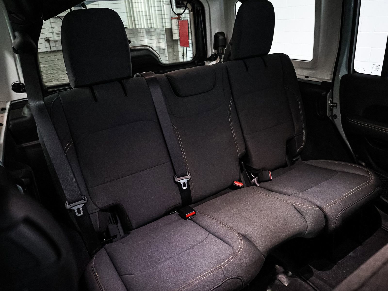 Used 2024 Jeep Wrangler Sahara image 23