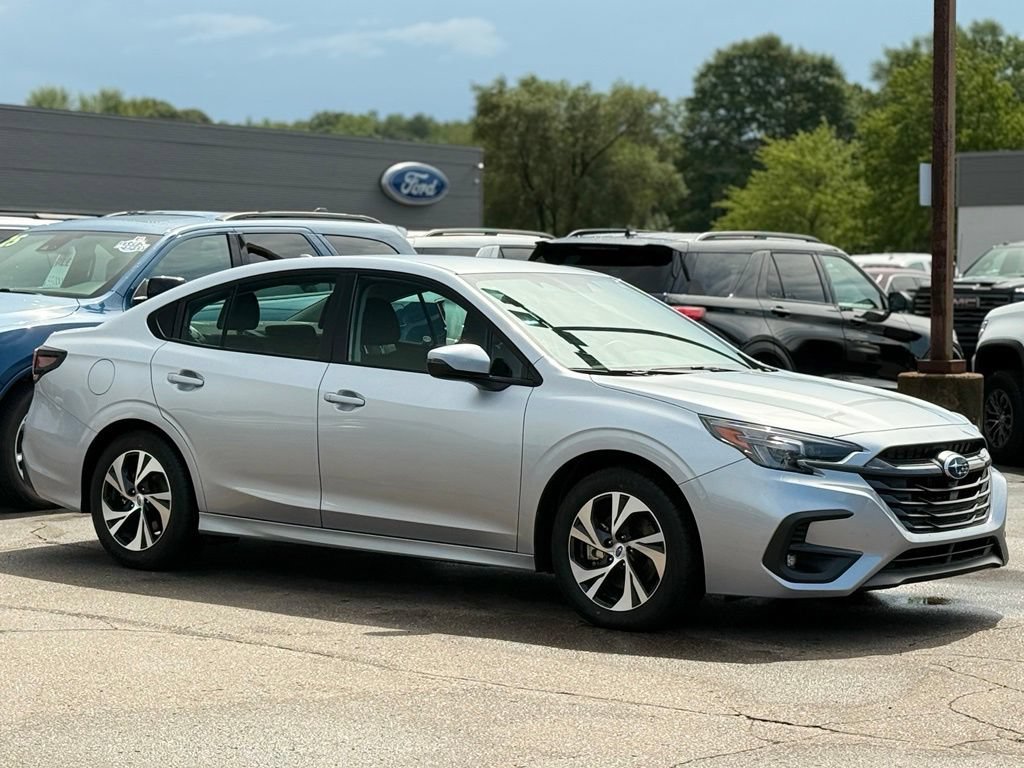 Used 2025 Subaru Legacy Premium AWD/4WD image 23