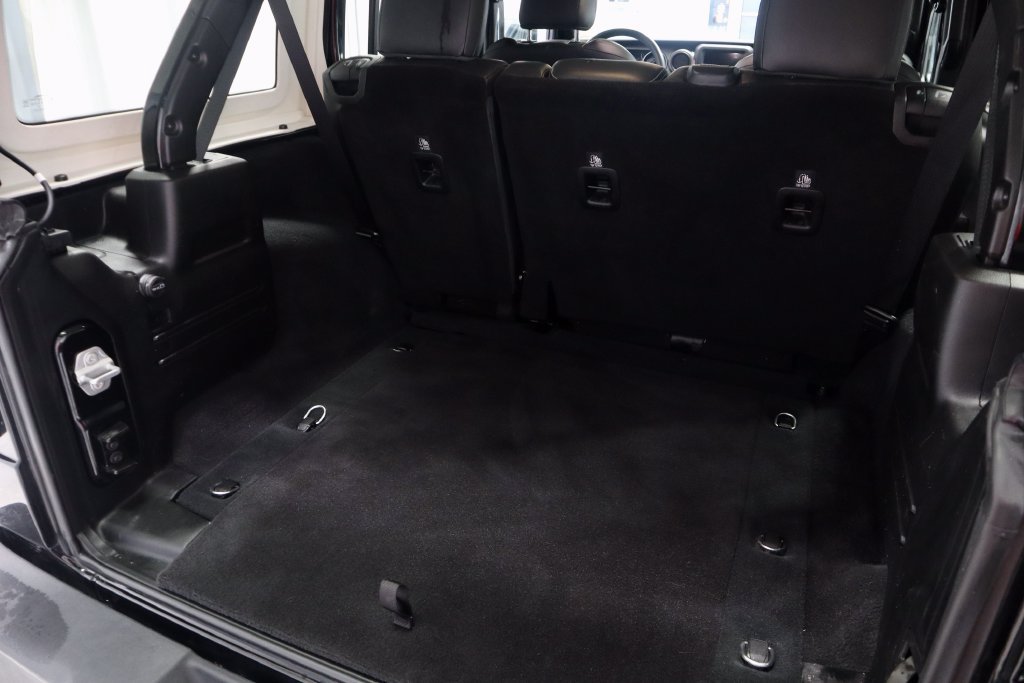 Used 2023 Jeep Wrangler Unlimited Sport AWD/4WD image 13