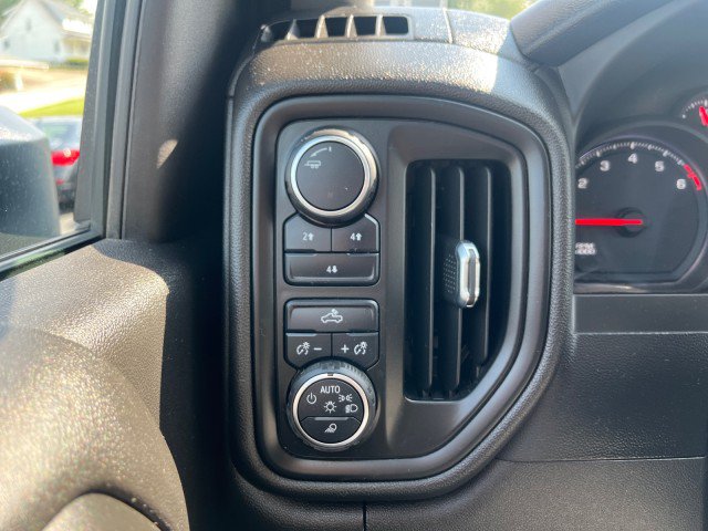 Used 2022 Chevrolet Silverado 2500 Custom w/ Custom Value Package AWD/4WD image 33