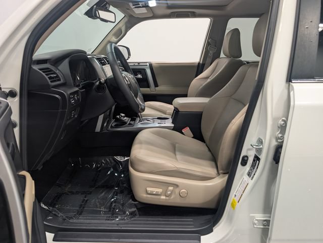 Used 2023 Toyota 4Runner Limited AWD/4WD image 15