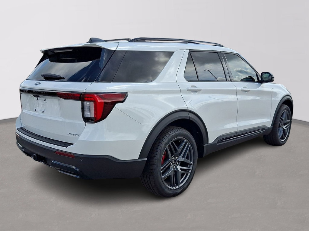 Certified 2026 Ford Explorer ST-Line w/ ST-Line Street Pack AWD/4WD image 6
