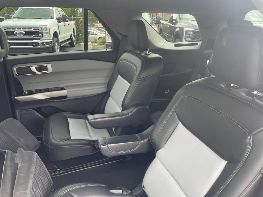 Certified 2023 Ford Explorer XLT w/ Equipment Group 202A AWD/4WD image 22