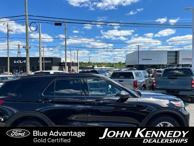 Certified 2022 Ford Explorer XLT w/ Equipment Group 202A AWD/4WD image 5