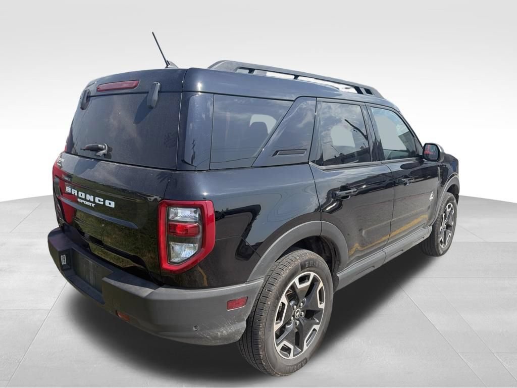 Certified 2024 Ford Bronco Sport Outer Banks w/ Tech Package AWD/4WD image 28