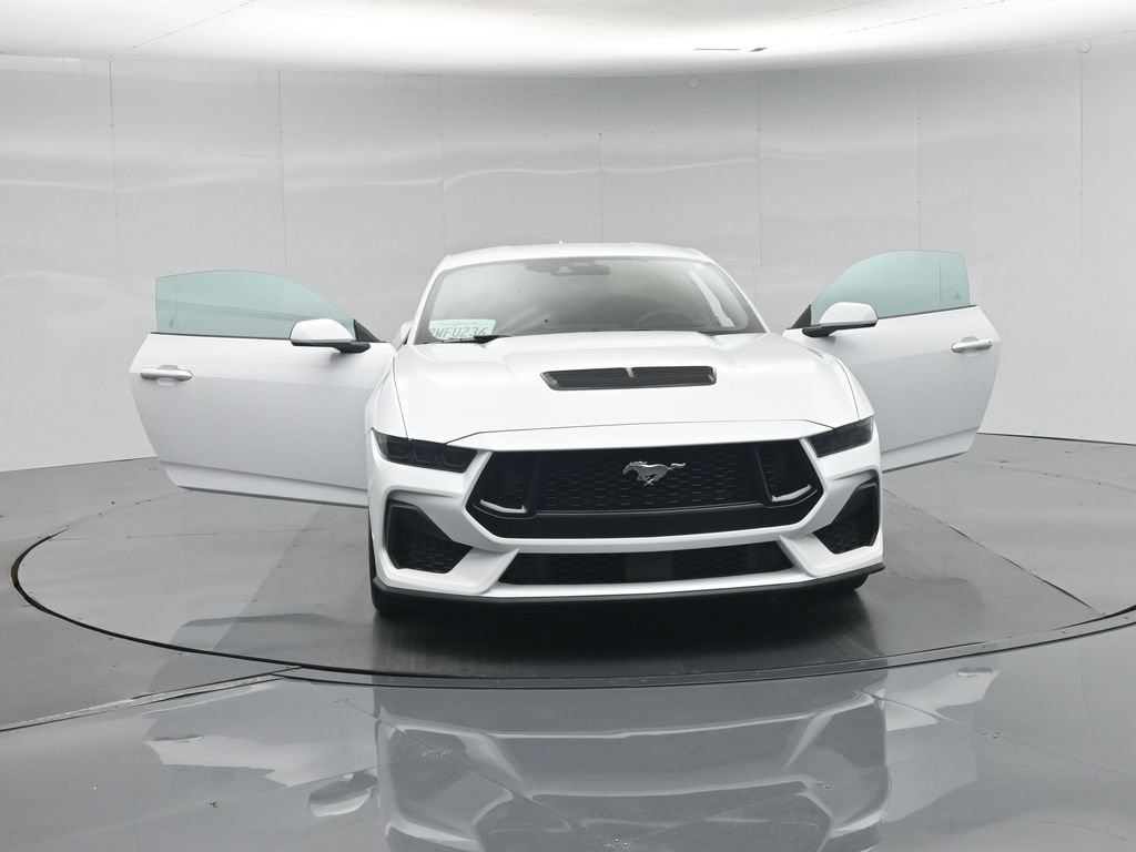 Certified 2025 Ford Mustang GT RWD image 33