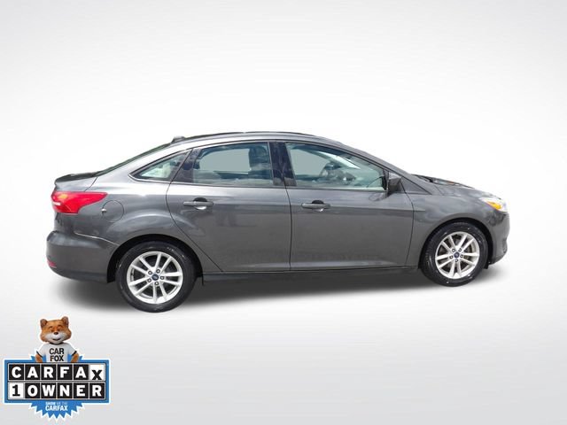 Certified 2018 Ford Focus SE FWD image 14