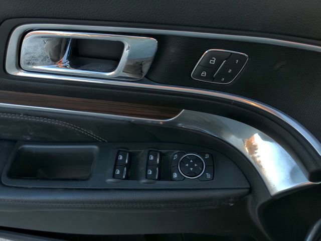 Certified 2019 Ford Explorer Limited image 8