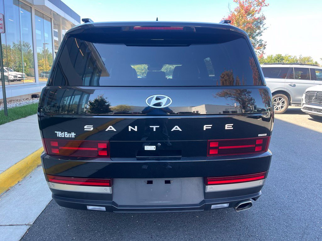 Used 2025 Hyundai Santa Fe Limited AWD/4WD image 8