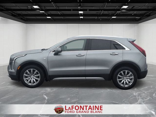 Used 2023 Cadillac XT4 Premium Luxury image 2