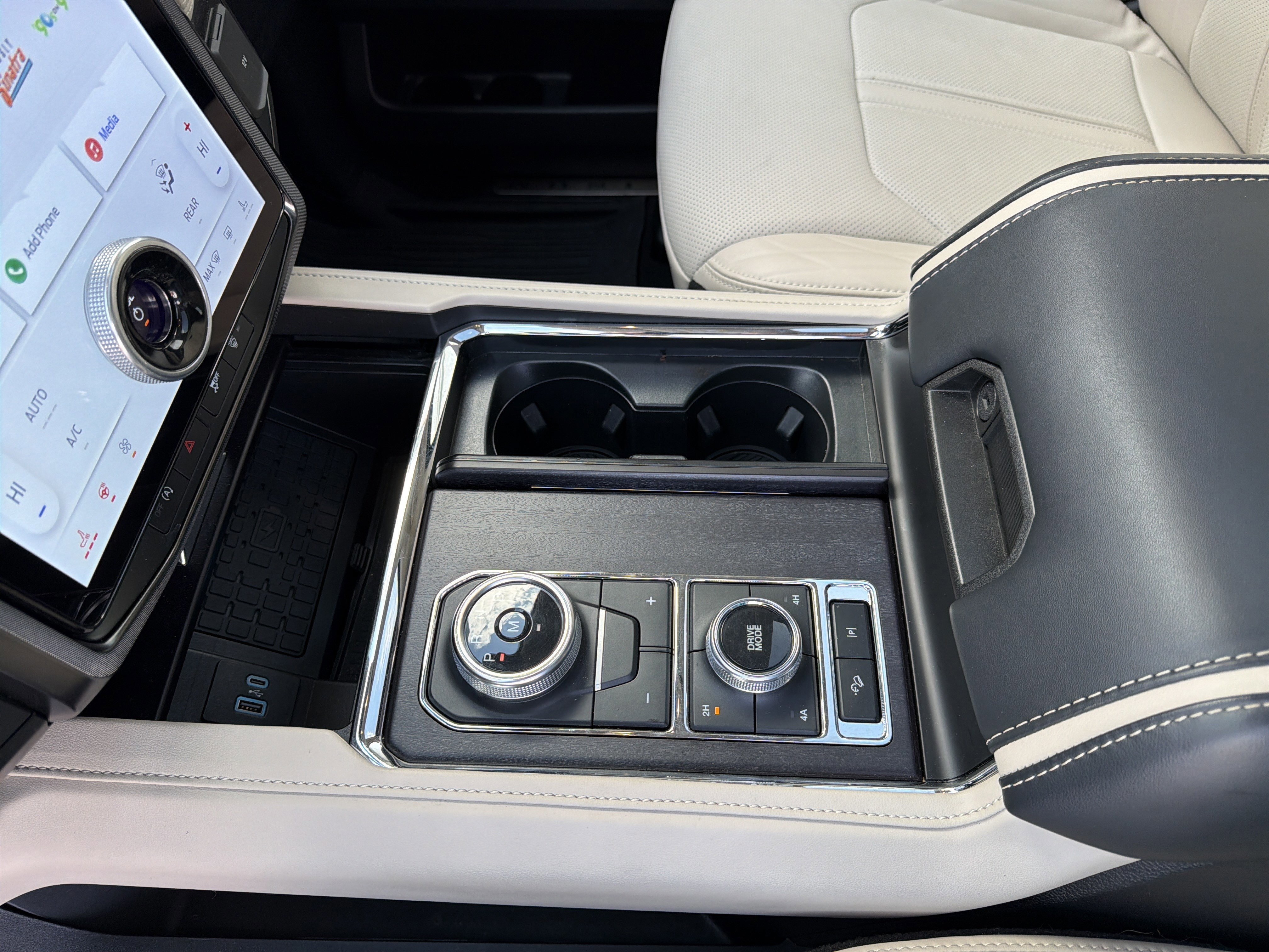 Certified 2024 Ford Expedition Max Platinum image 50