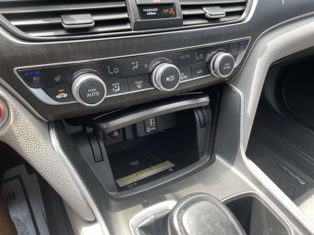 Used 2018 Honda Accord Touring image 35