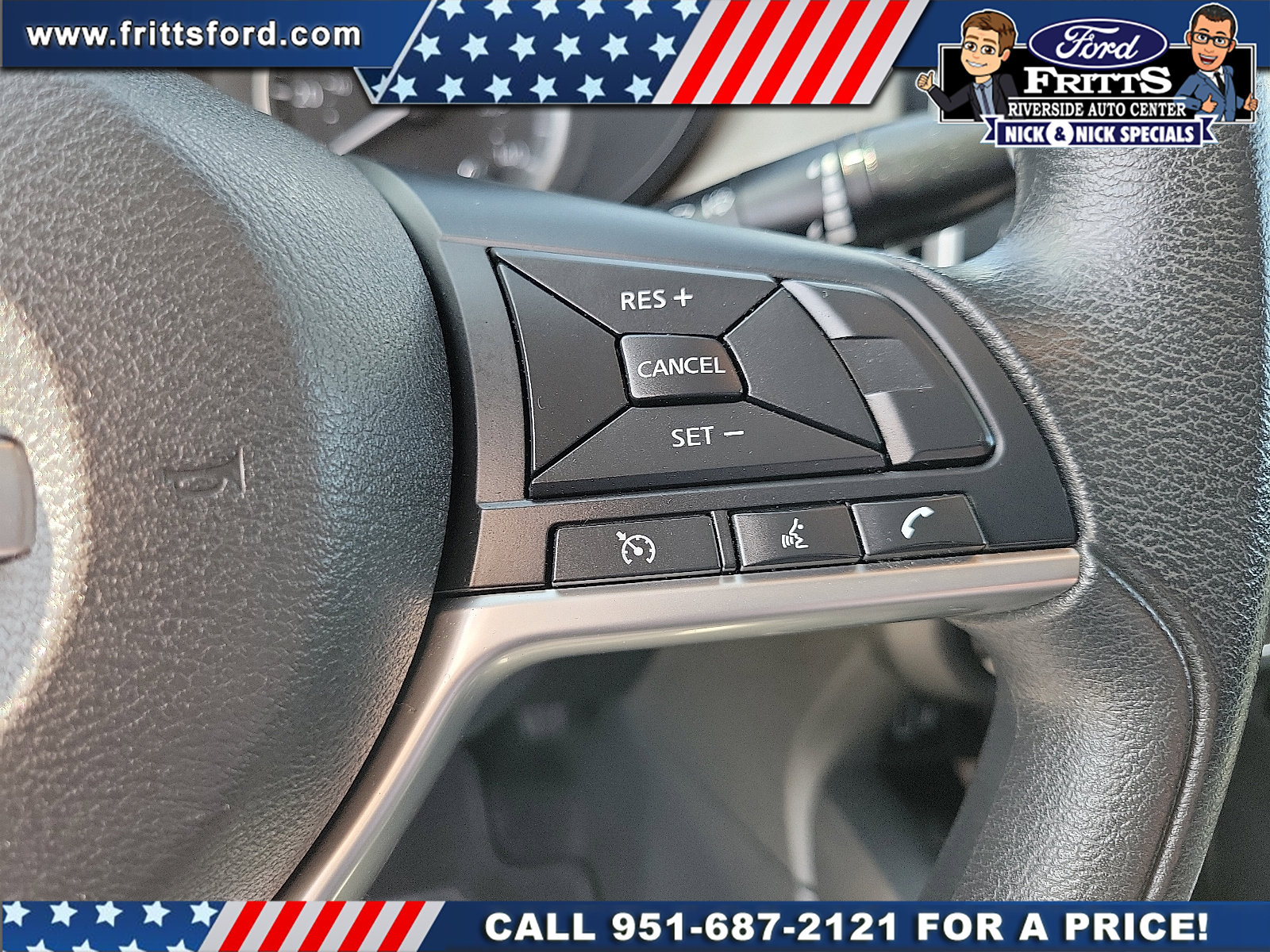 Used 2020 Nissan Versa SV FWD image 7