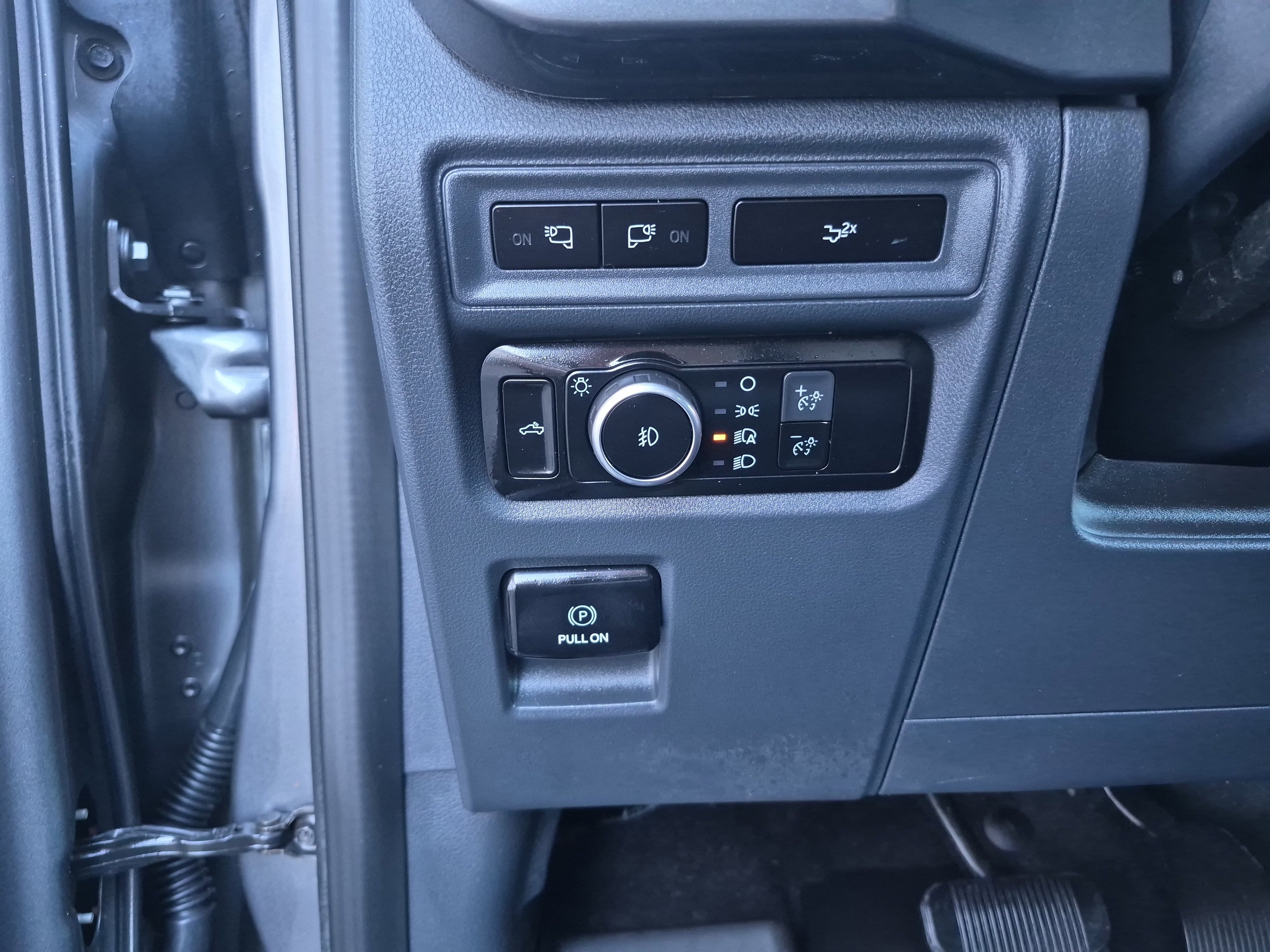 Certified 2023 Ford F150 XLT w/ Equipment Group 302A High image 21